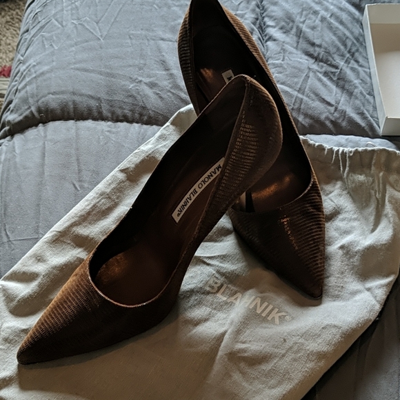 Manolo Blahnik - Picture 3 of 6